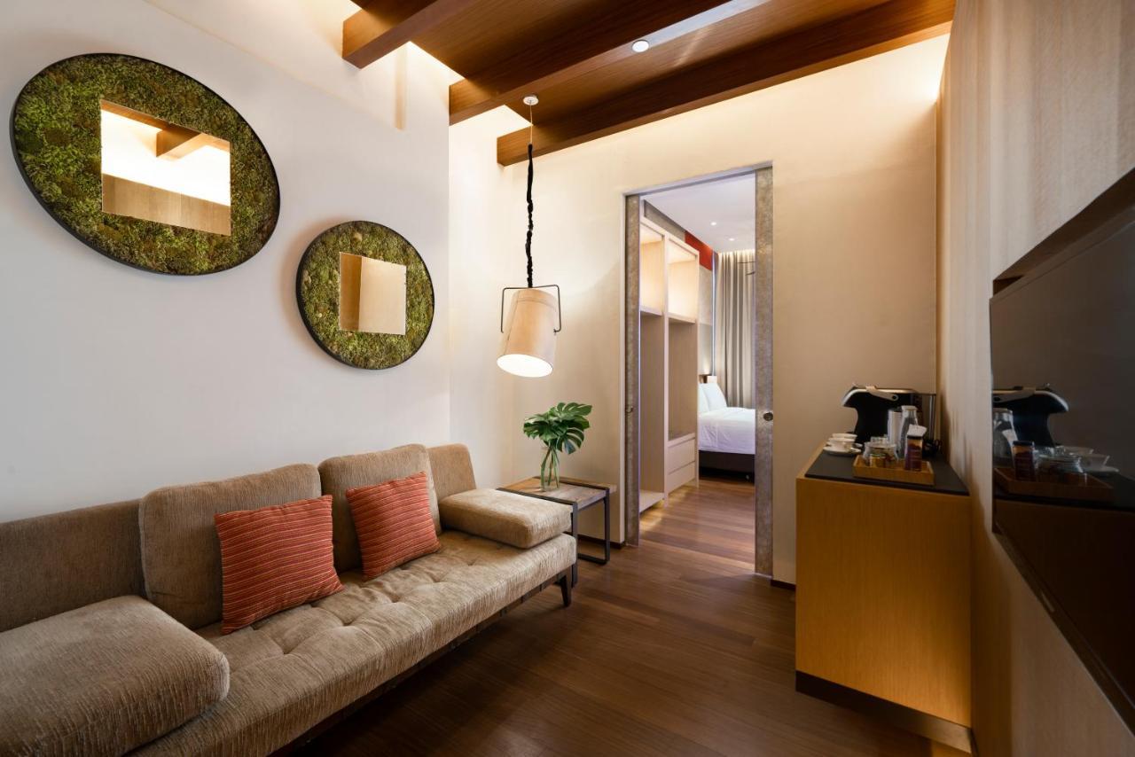 Oasia Resort Sentosa By Far East Hospitality Singapura Exterior foto A suite at the hotel
